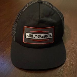 Official Harley Davidson trucker hat with old school Harley logo